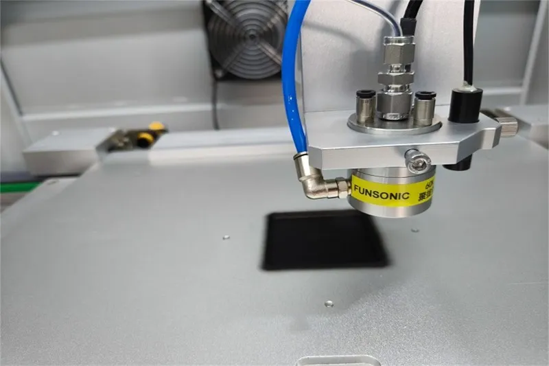 Ultrasonic Spray Coating Application 4 Ultrasonic Spray Coating Application 4