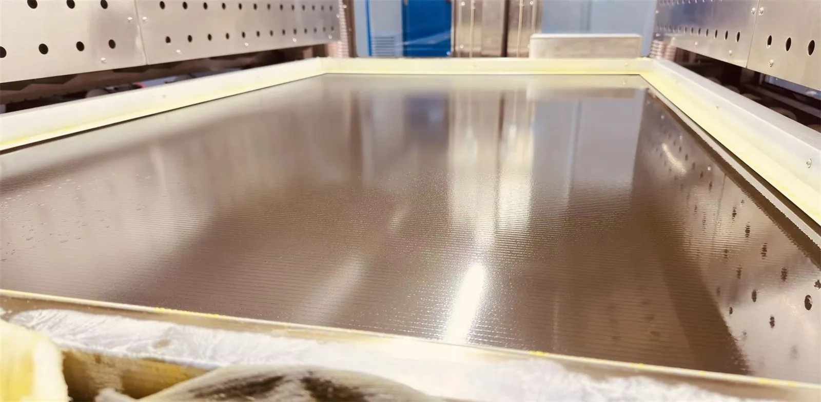 Ultrasonic Spray Coating Application 18 Ultrasonic Spray Coating Application 18